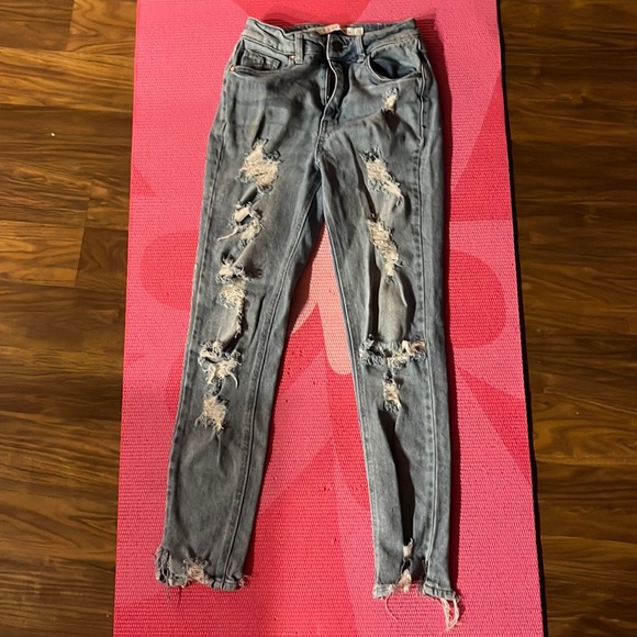Size one Tinseltown jeans - Picture 1 of 3